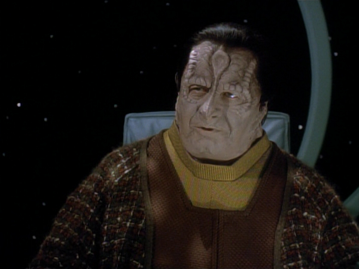 extant_StarTrek_DS9_3x20-ImprobableCause_03632.jpg