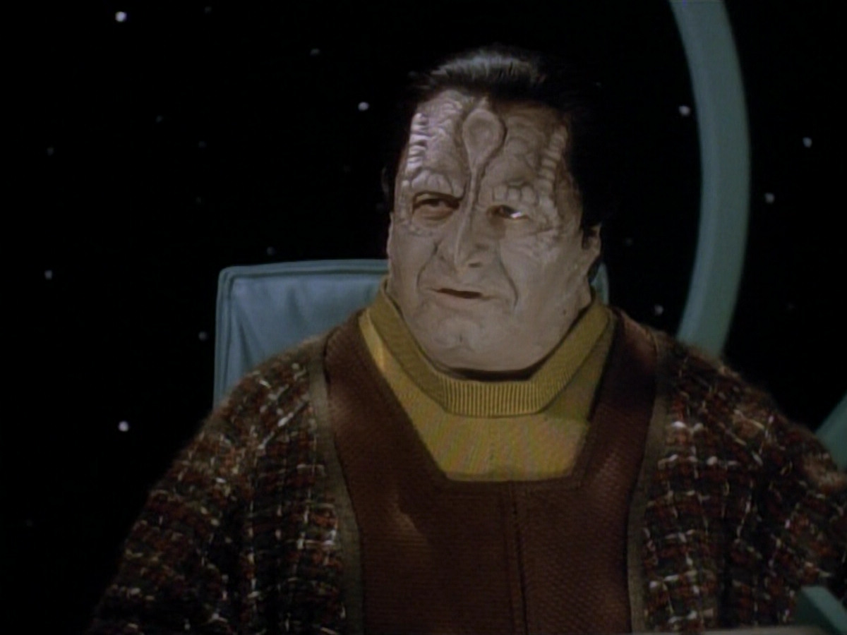extant_StarTrek_DS9_3x20-ImprobableCause_03658.jpg