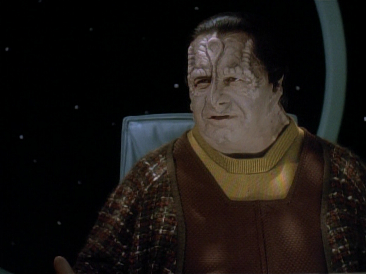 extant_StarTrek_DS9_3x20-ImprobableCause_03696.jpg
