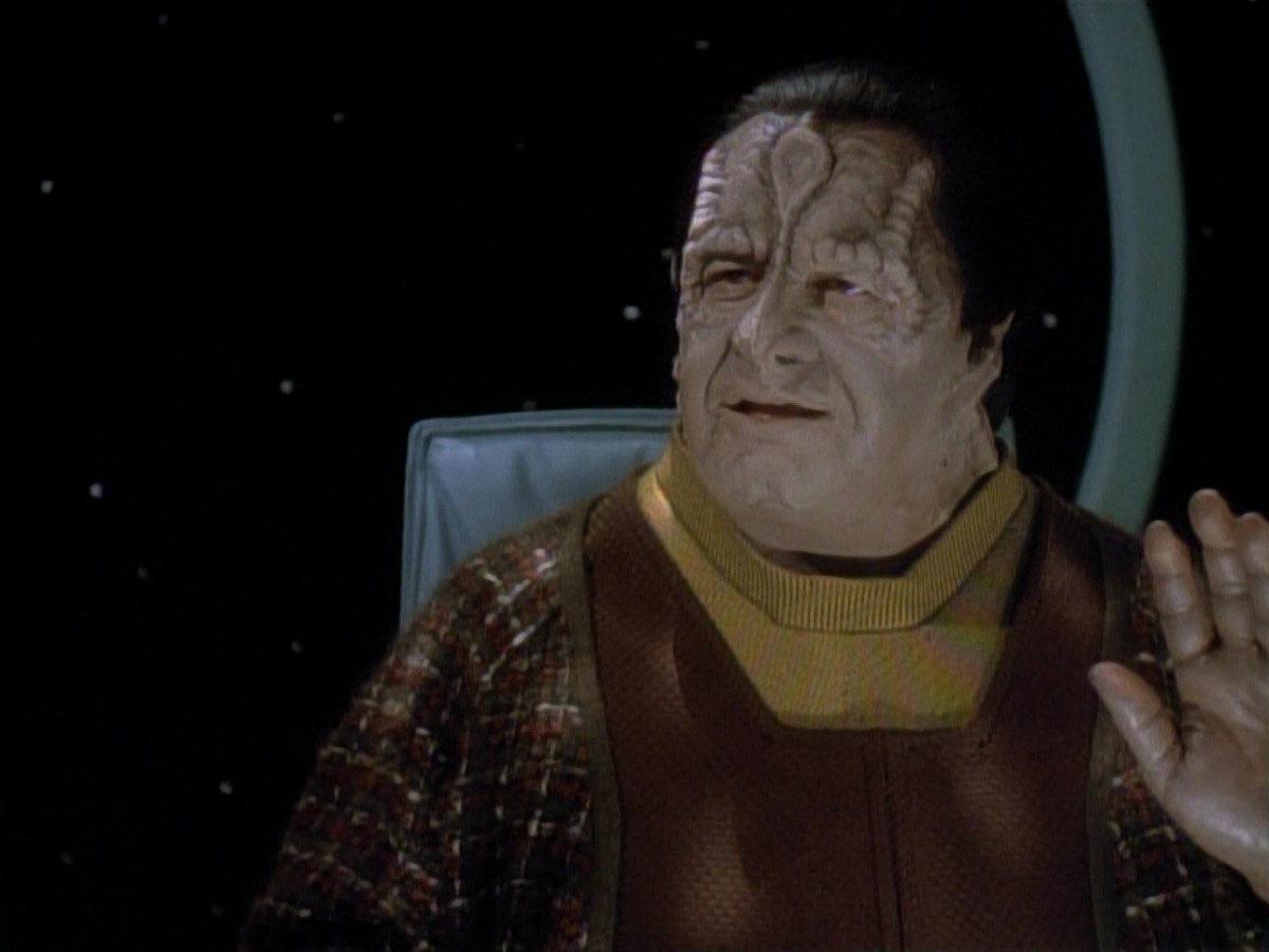 extant_StarTrek_DS9_3x20-ImprobableCause_03702.jpg