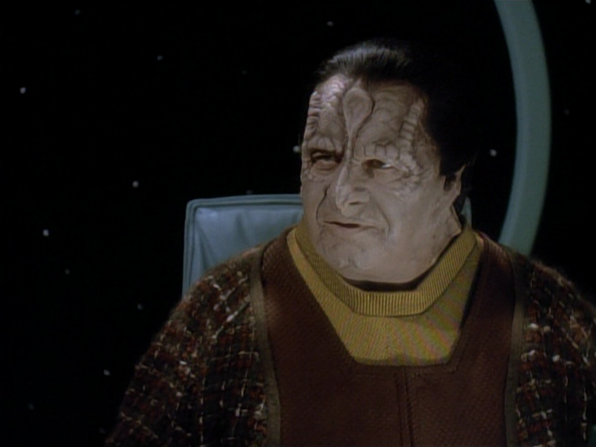 extant_StarTrek_DS9_3x20-ImprobableCause_03704.jpg