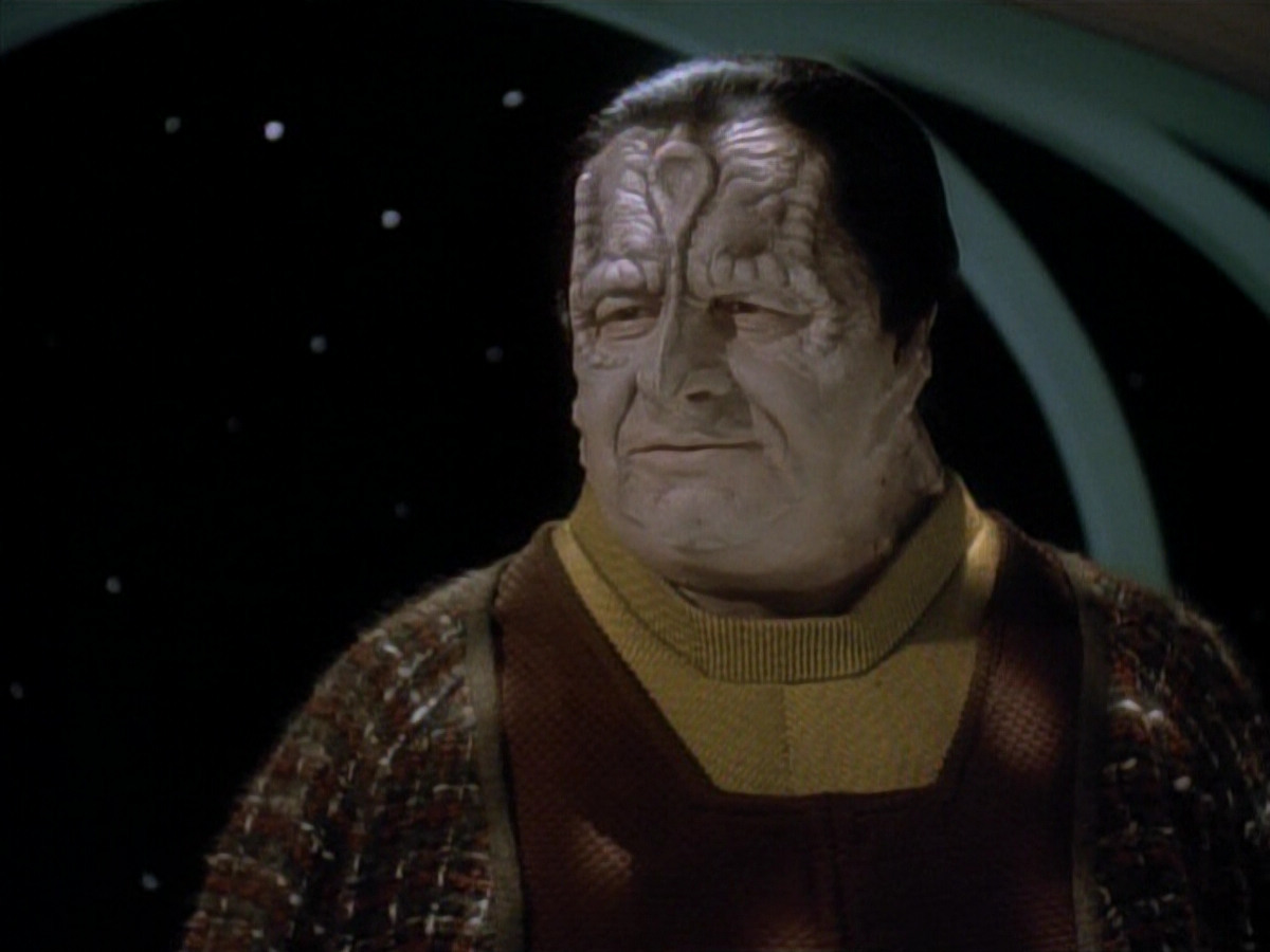 extant_StarTrek_DS9_3x20-ImprobableCause_03712.jpg