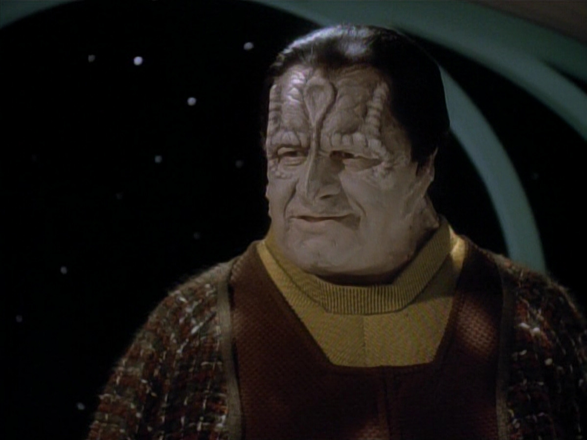extant_StarTrek_DS9_3x20-ImprobableCause_03714.jpg
