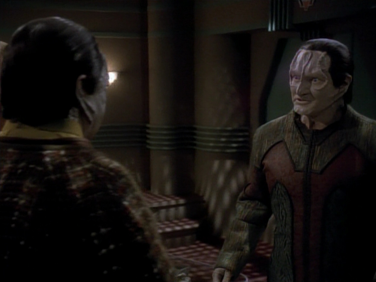 extant_StarTrek_DS9_3x20-ImprobableCause_03740.jpg