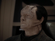 extant_StarTrek_DS9_3x20-ImprobableCause_02869.jpg