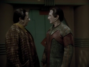 extant_StarTrek_DS9_3x20-ImprobableCause_03167.jpg