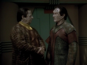 extant_StarTrek_DS9_3x20-ImprobableCause_03180.jpg