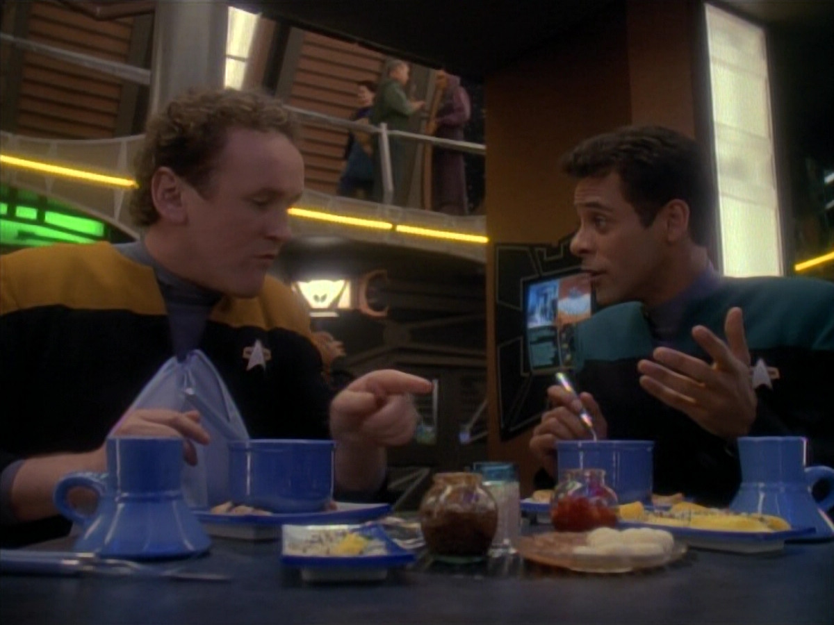 extant_StarTrek_DS9_3x21-TheDieIsCast_00144.jpg