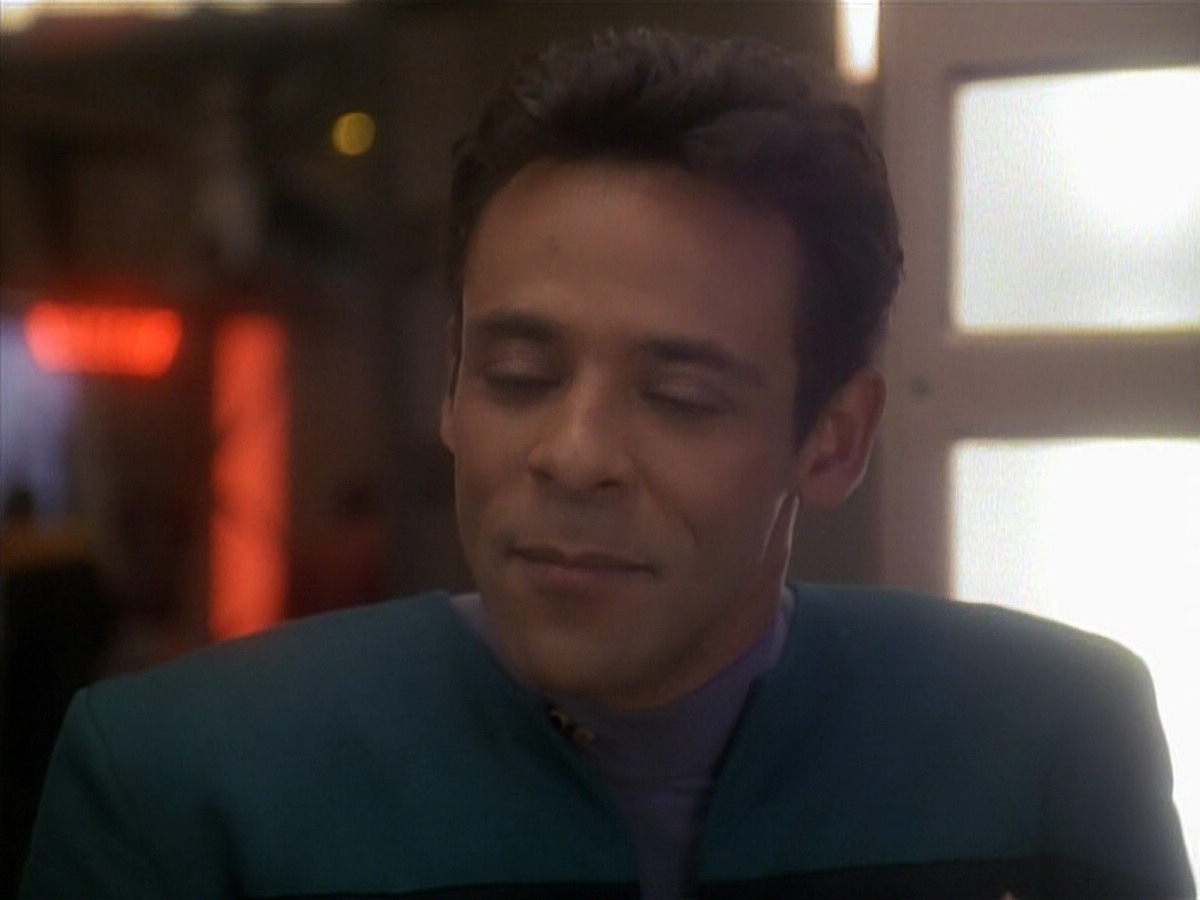 extant_StarTrek_DS9_3x21-TheDieIsCast_00206.jpg