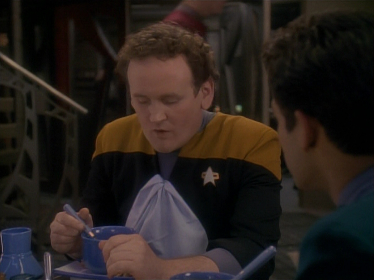 extant_StarTrek_DS9_3x21-TheDieIsCast_00252.jpg