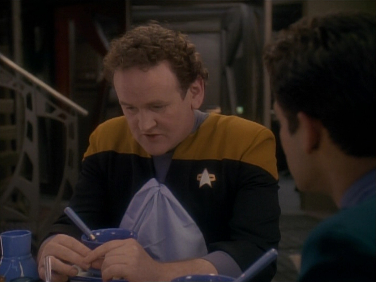 extant_StarTrek_DS9_3x21-TheDieIsCast_00258.jpg