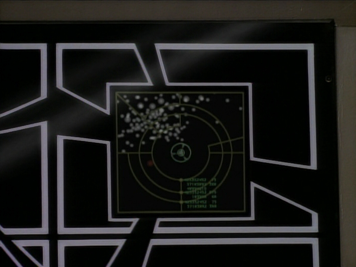extant_StarTrek_DS9_3x21-TheDieIsCast_00325.jpg