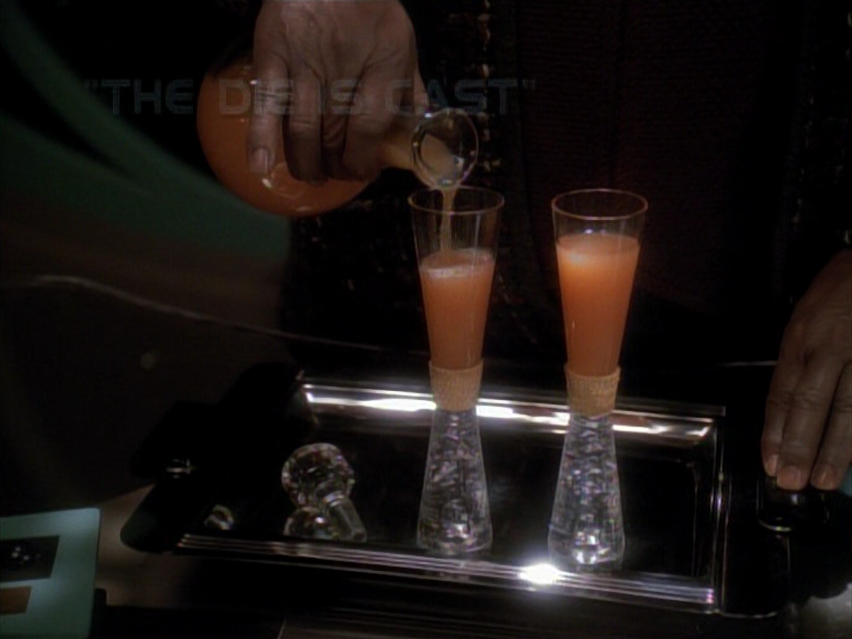 extant_StarTrek_DS9_3x21-TheDieIsCast_00576.jpg