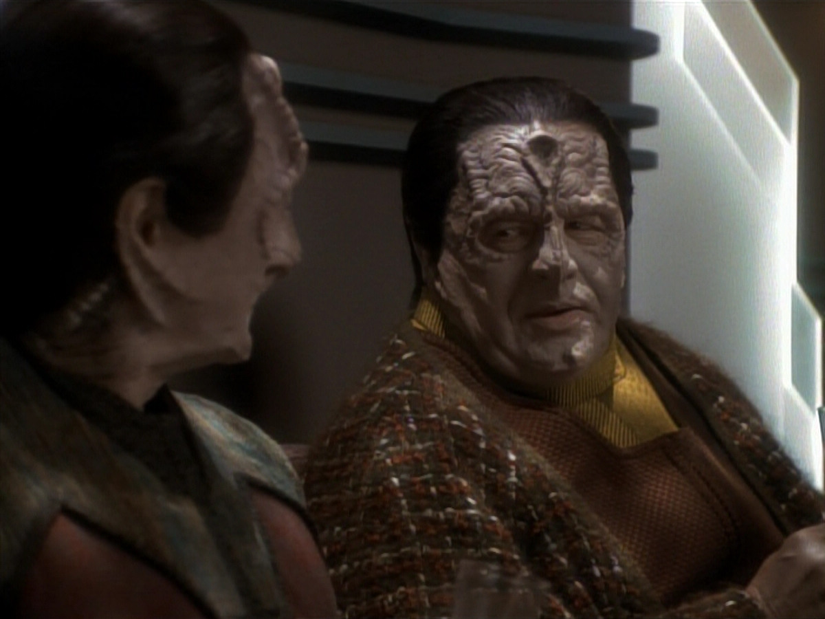 extant_StarTrek_DS9_3x21-TheDieIsCast_00706.jpg