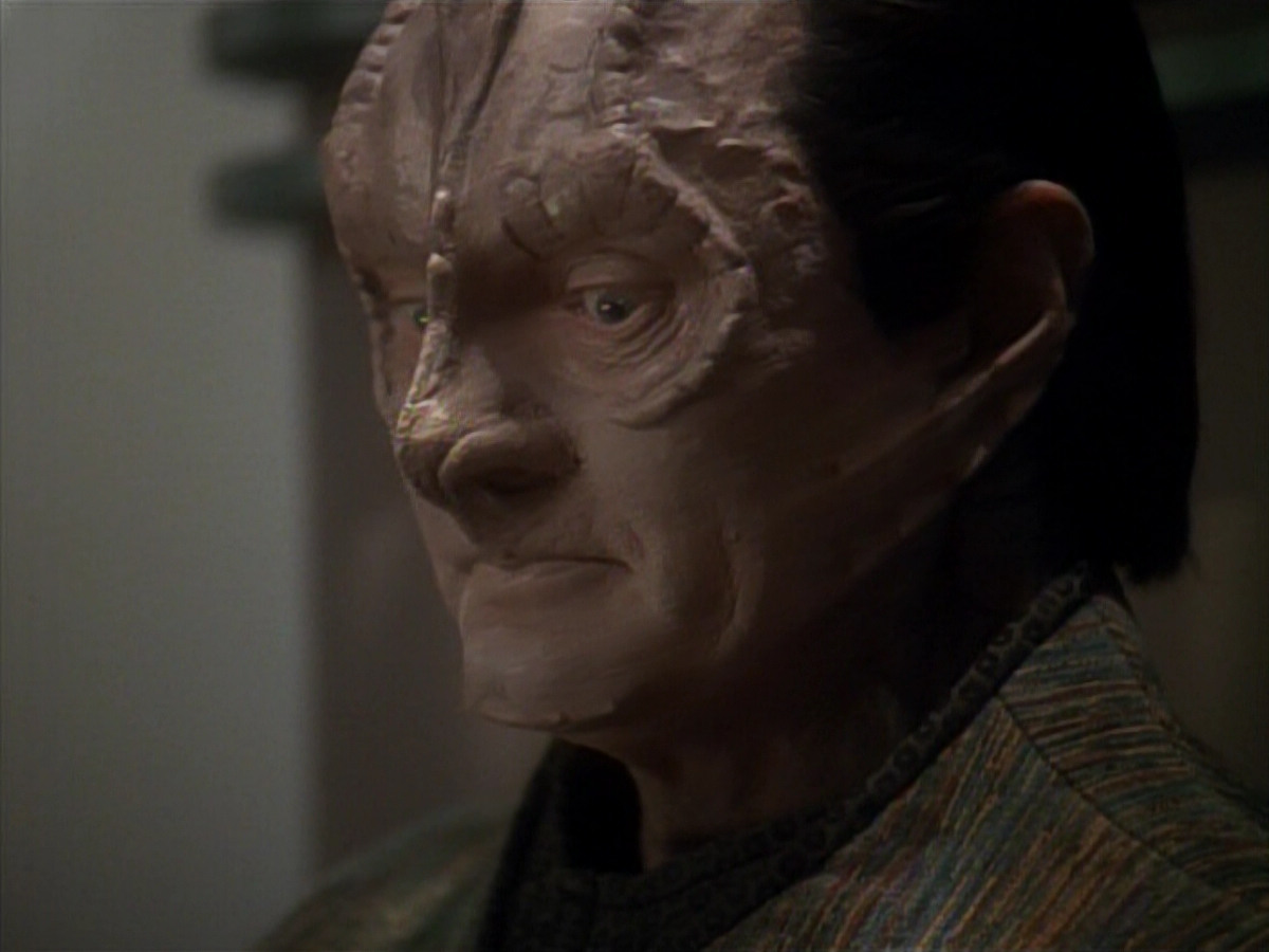 extant_StarTrek_DS9_3x21-TheDieIsCast_00761.jpg