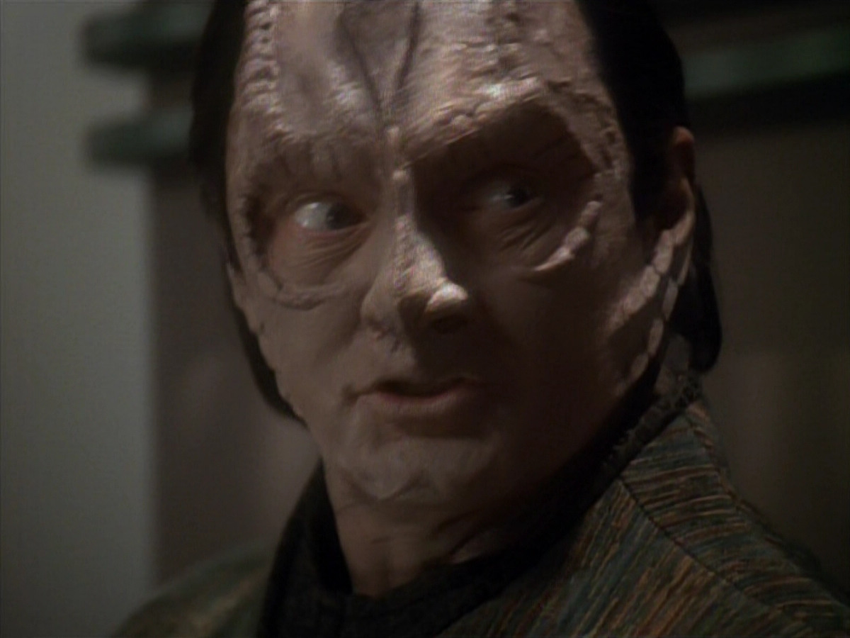 extant_StarTrek_DS9_3x21-TheDieIsCast_00781.jpg