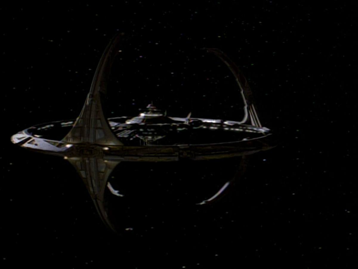 extant_StarTrek_DS9_3x21-TheDieIsCast_01191.jpg