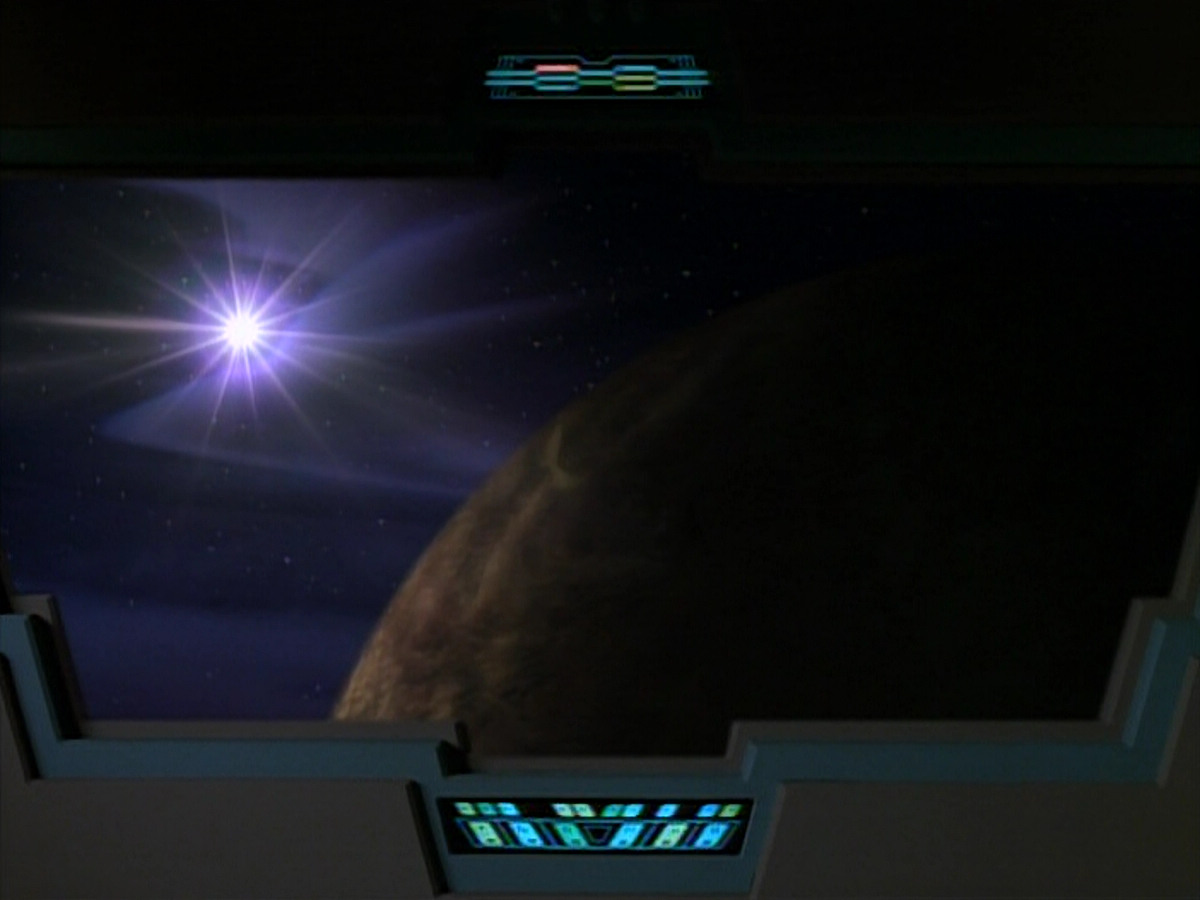 extant_StarTrek_DS9_3x21-TheDieIsCast_02786.jpg