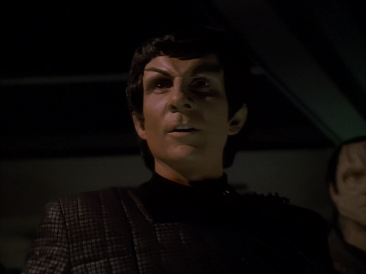 extant_StarTrek_DS9_3x21-TheDieIsCast_02791.jpg