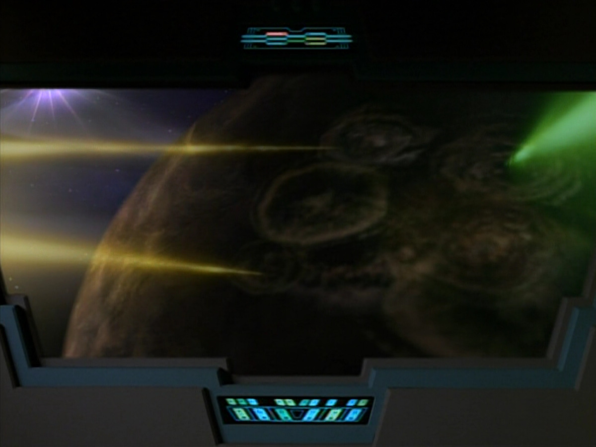 extant_StarTrek_DS9_3x21-TheDieIsCast_02824.jpg