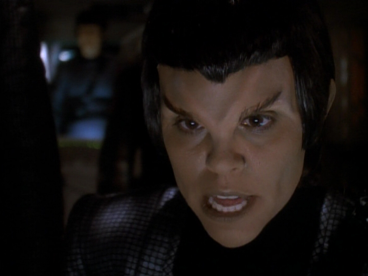 extant_StarTrek_DS9_3x21-TheDieIsCast_02832.jpg