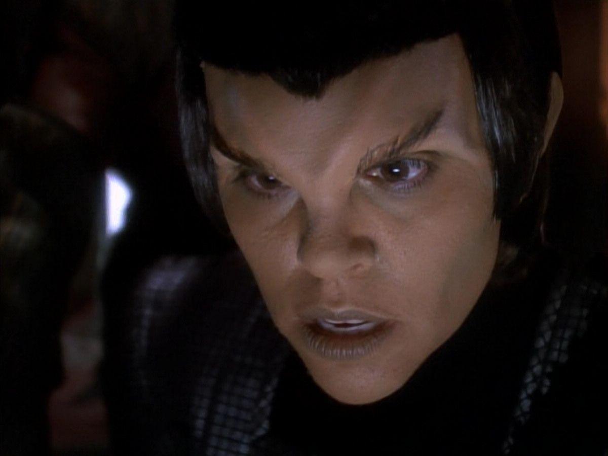 extant_StarTrek_DS9_3x21-TheDieIsCast_02871.jpg