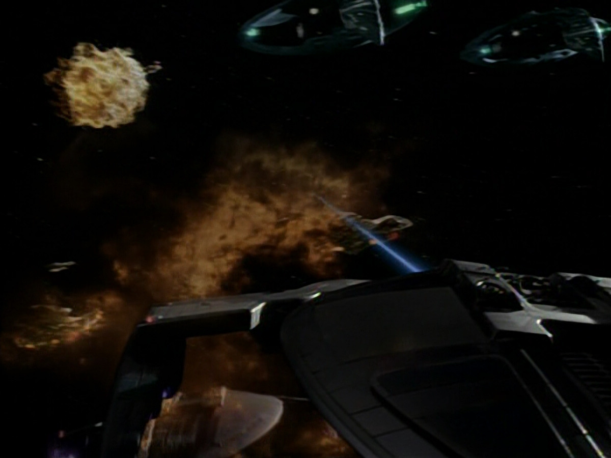 extant_StarTrek_DS9_3x21-TheDieIsCast_02909.jpg