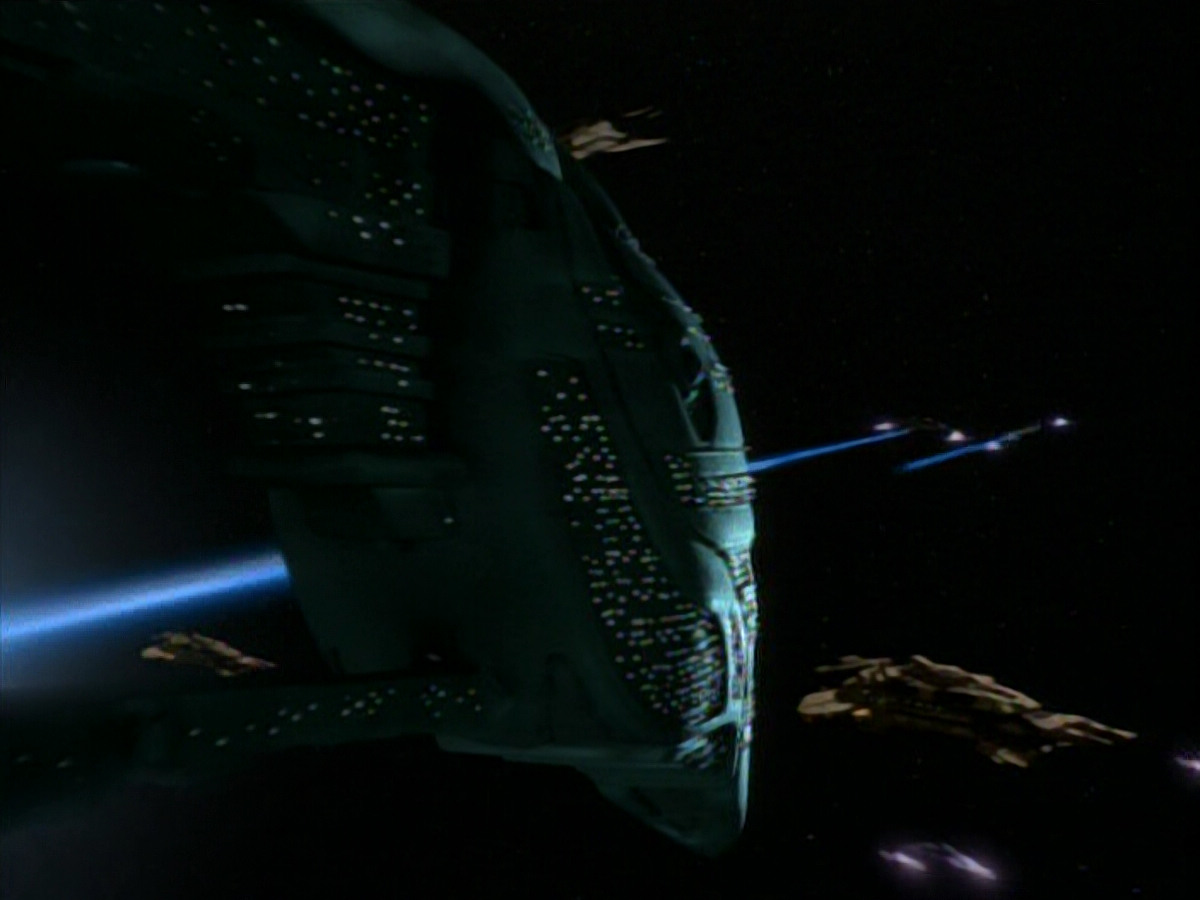 extant_StarTrek_DS9_3x21-TheDieIsCast_02913.jpg