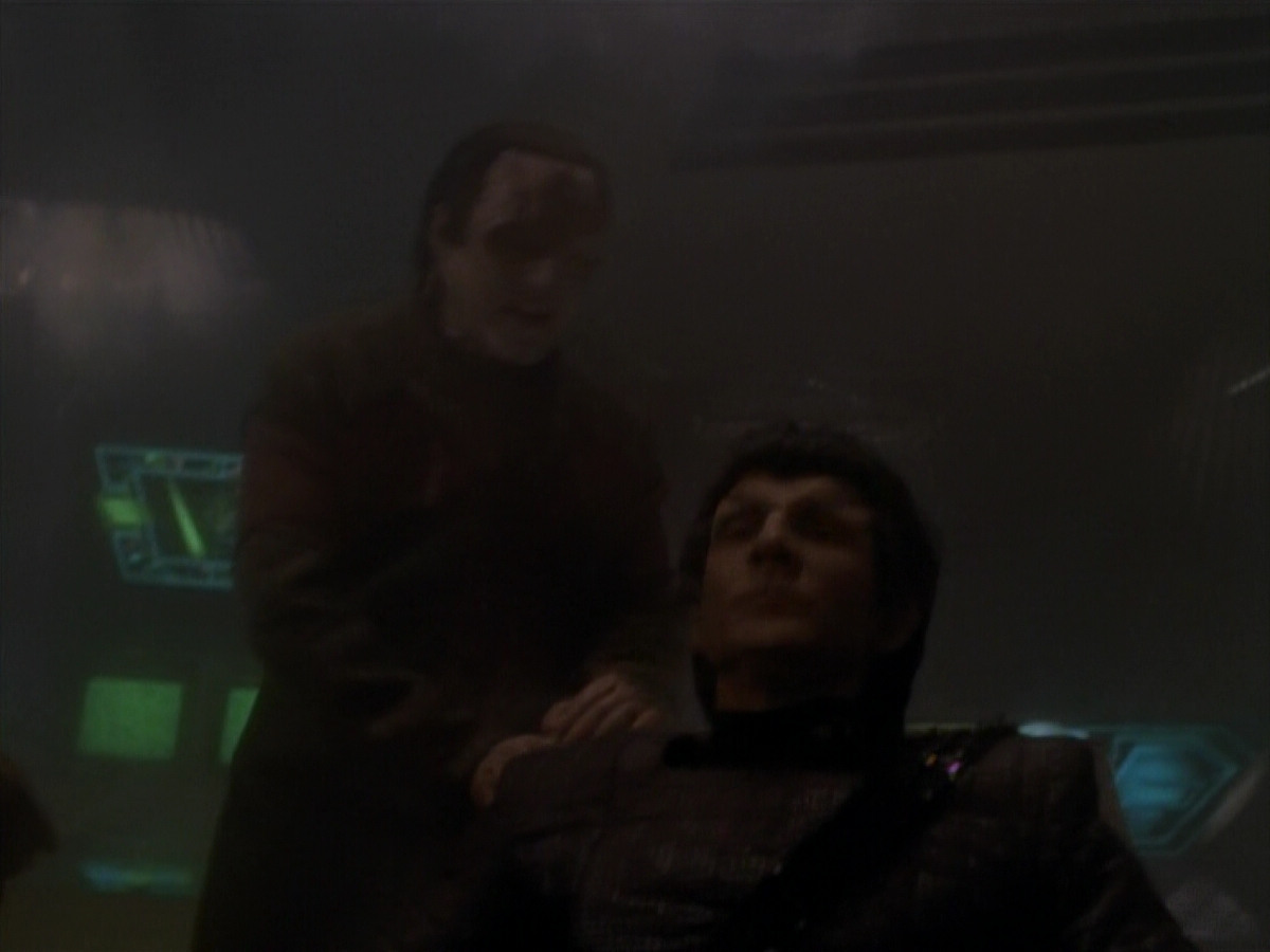extant_StarTrek_DS9_3x21-TheDieIsCast_02946.jpg