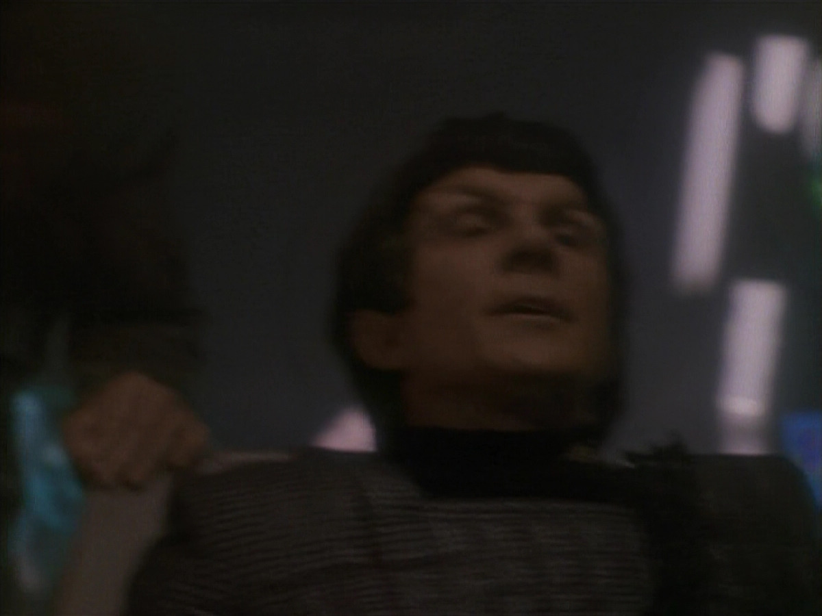 extant_StarTrek_DS9_3x21-TheDieIsCast_02952.jpg