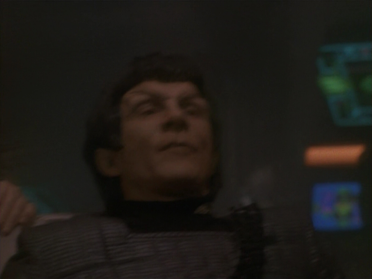 extant_StarTrek_DS9_3x21-TheDieIsCast_02953.jpg