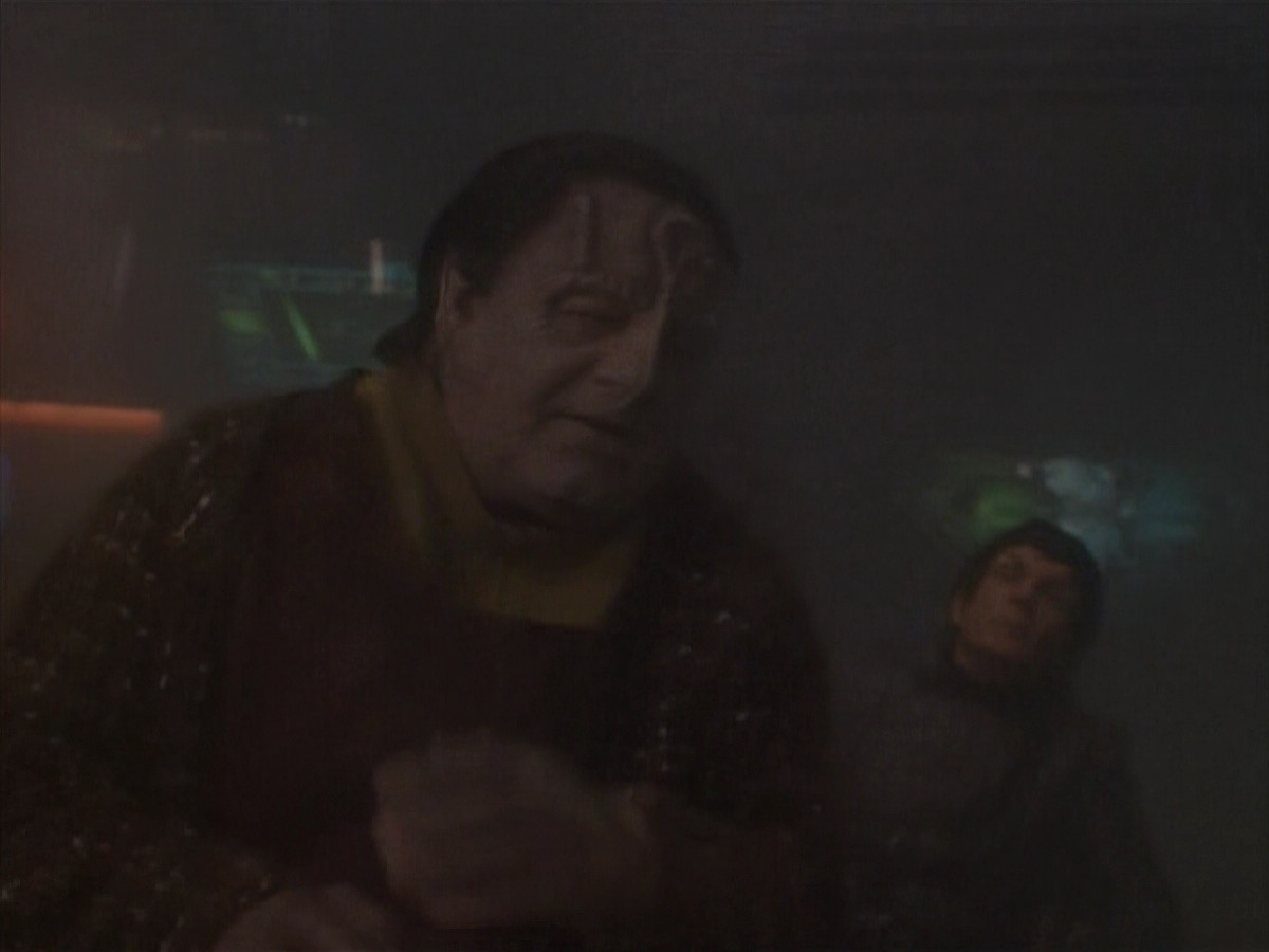 extant_StarTrek_DS9_3x21-TheDieIsCast_02959.jpg