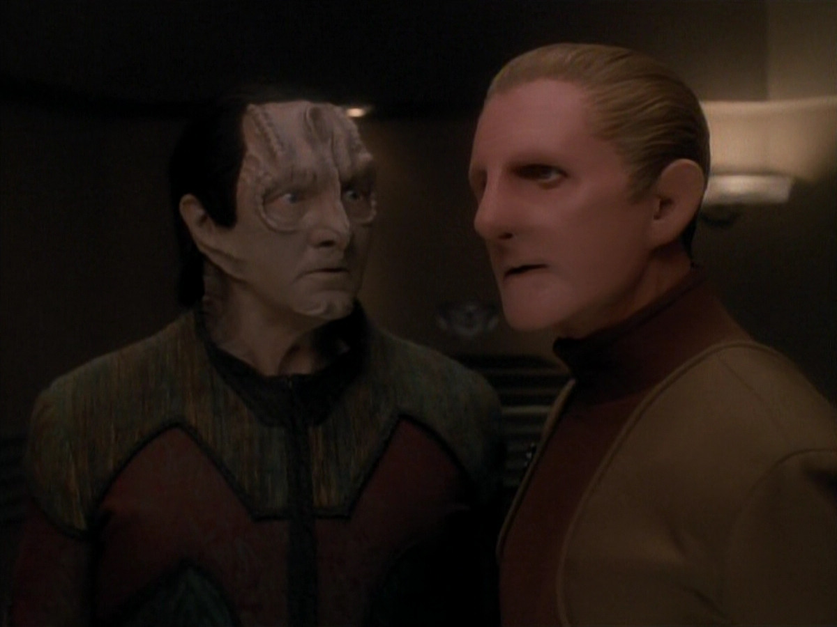 extant_StarTrek_DS9_3x21-TheDieIsCast_03072.jpg
