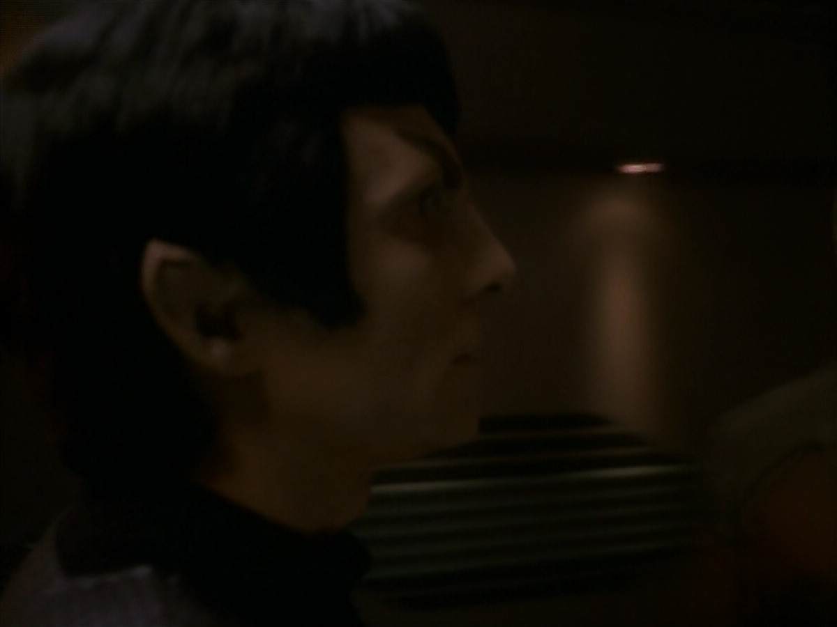 extant_StarTrek_DS9_3x21-TheDieIsCast_03126.jpg