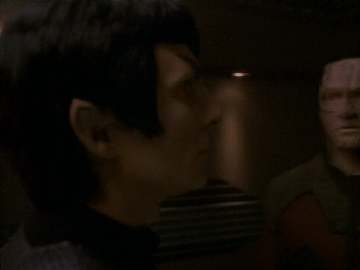 extant_StarTrek_DS9_3x21-TheDieIsCast_03127.jpg