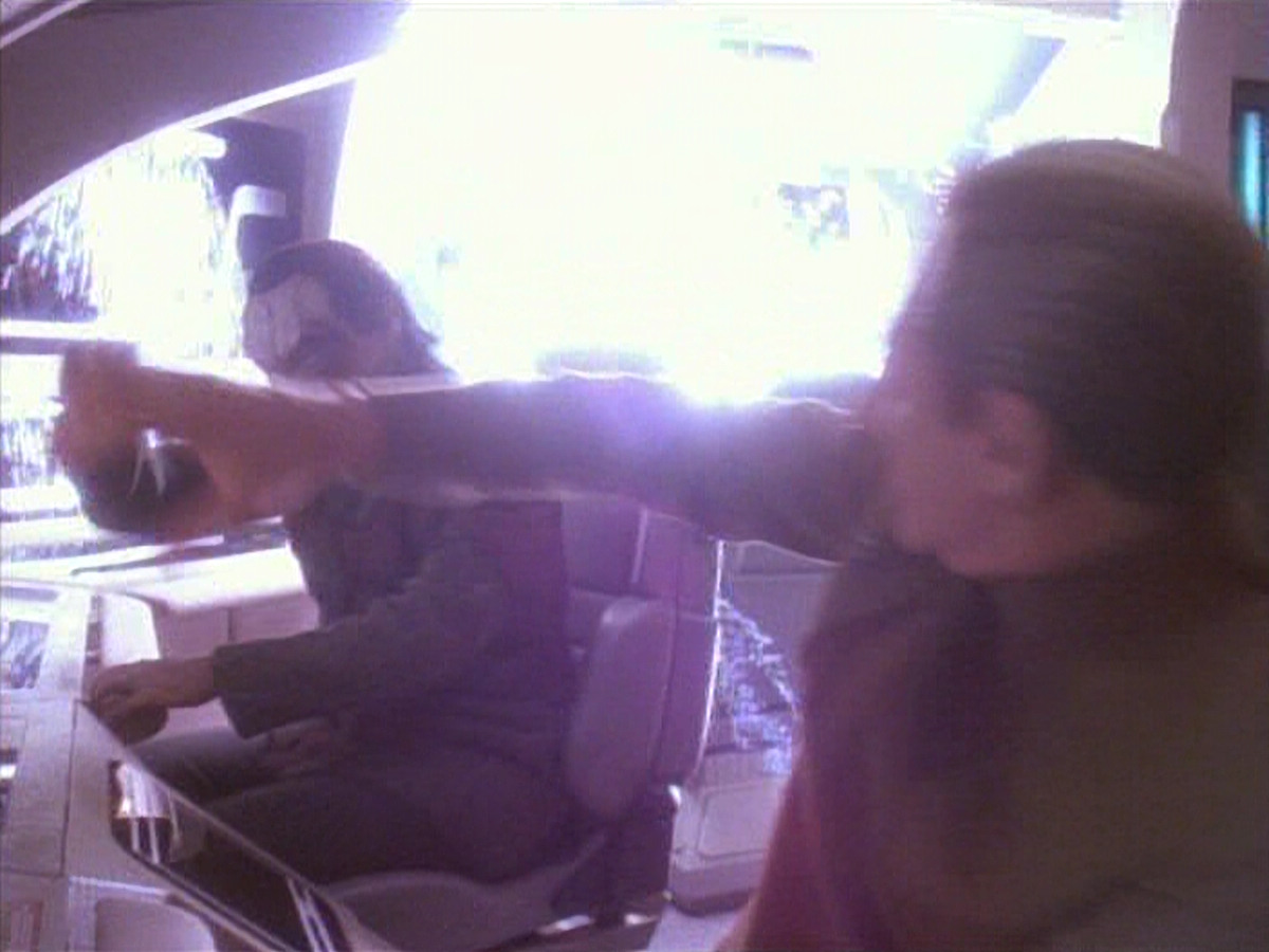 extant_StarTrek_DS9_3x21-TheDieIsCast_03323.jpg