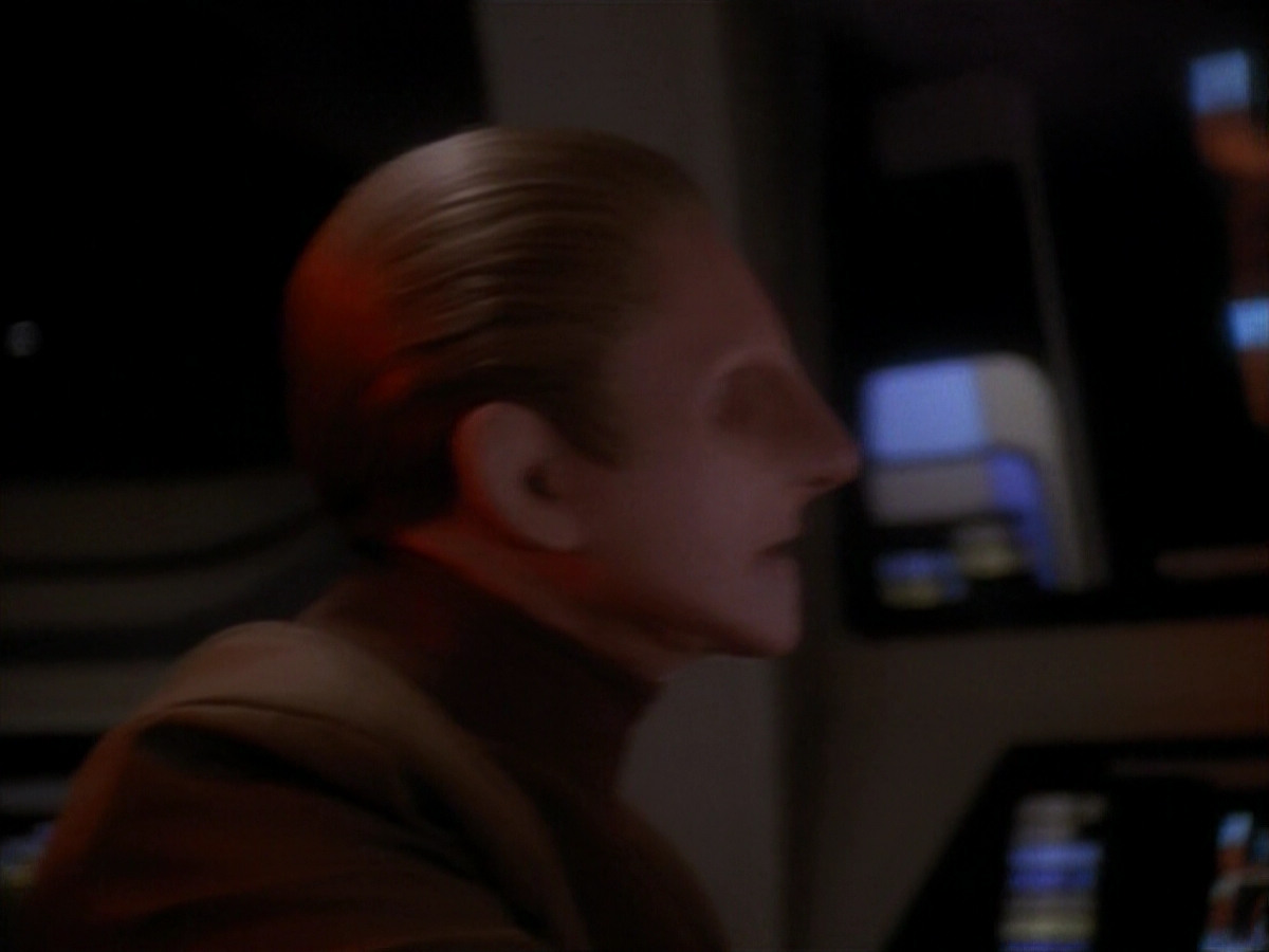 extant_StarTrek_DS9_3x21-TheDieIsCast_03341.jpg