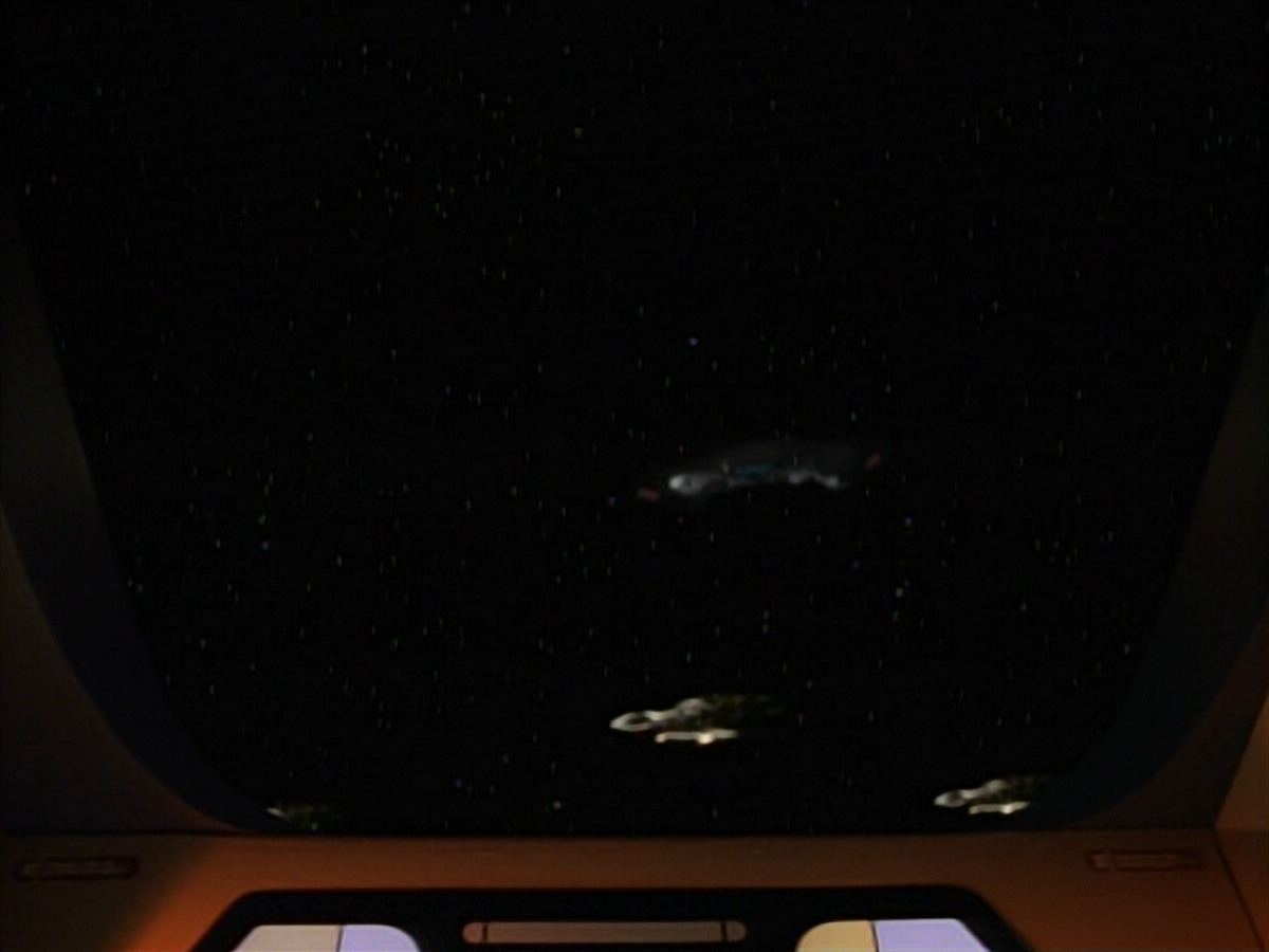 extant_StarTrek_DS9_3x21-TheDieIsCast_03389.jpg