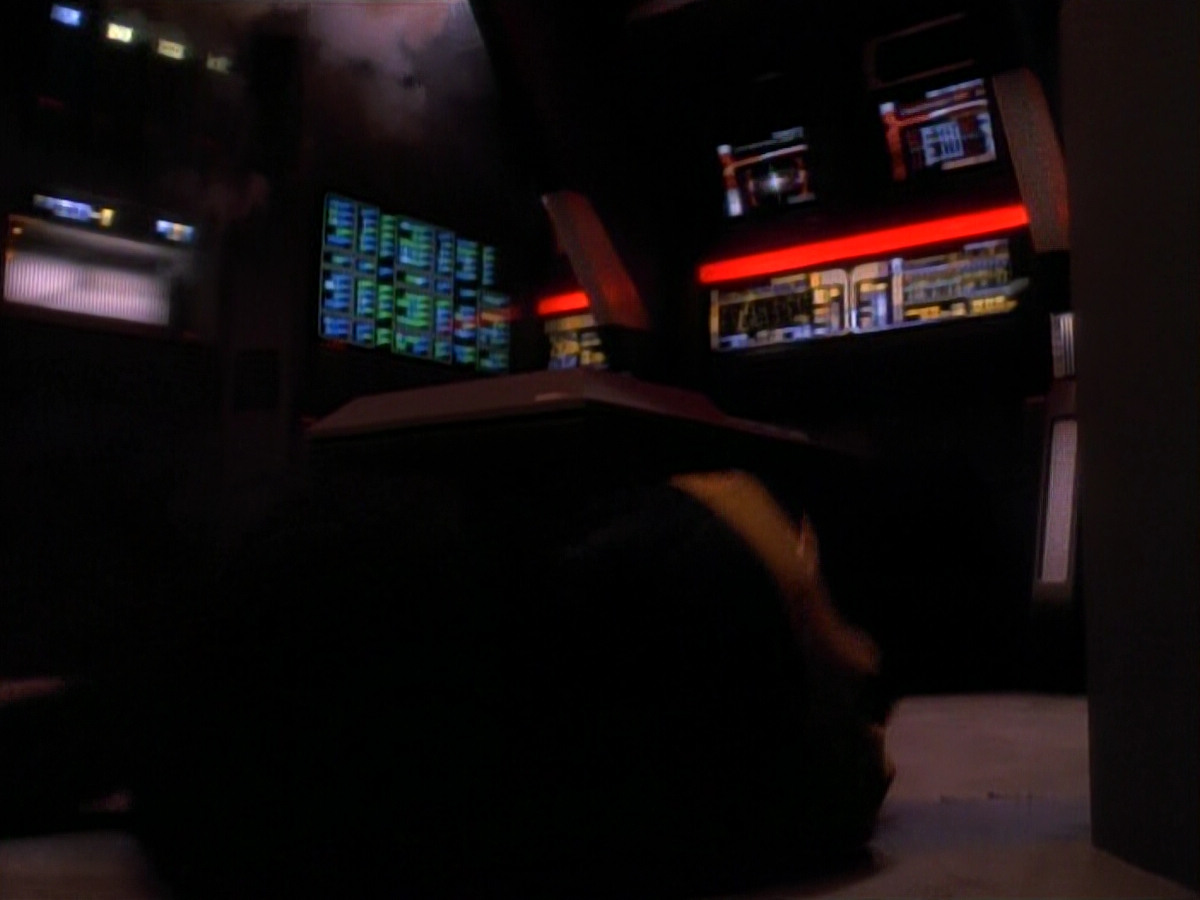 extant_StarTrek_DS9_3x21-TheDieIsCast_03442.jpg
