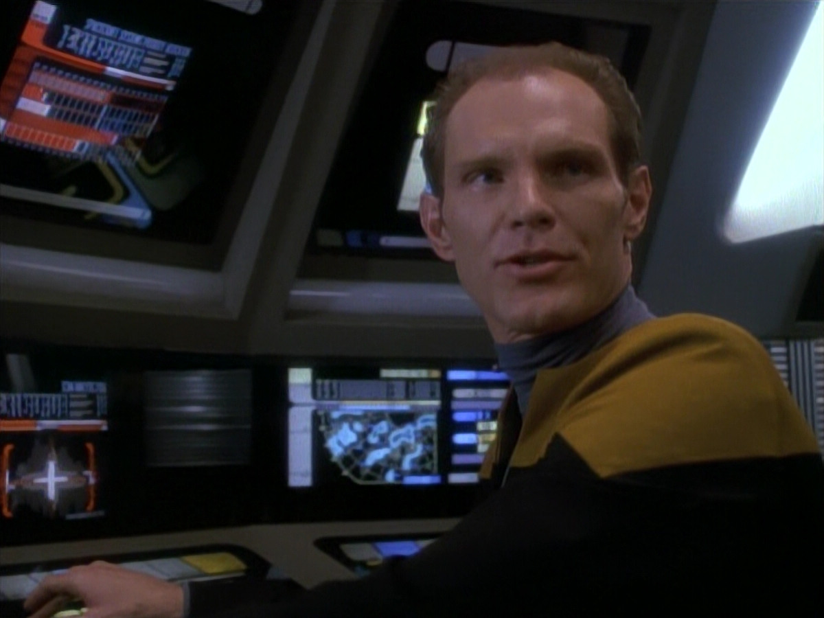 extant_StarTrek_DS9_3x21-TheDieIsCast_03444.jpg
