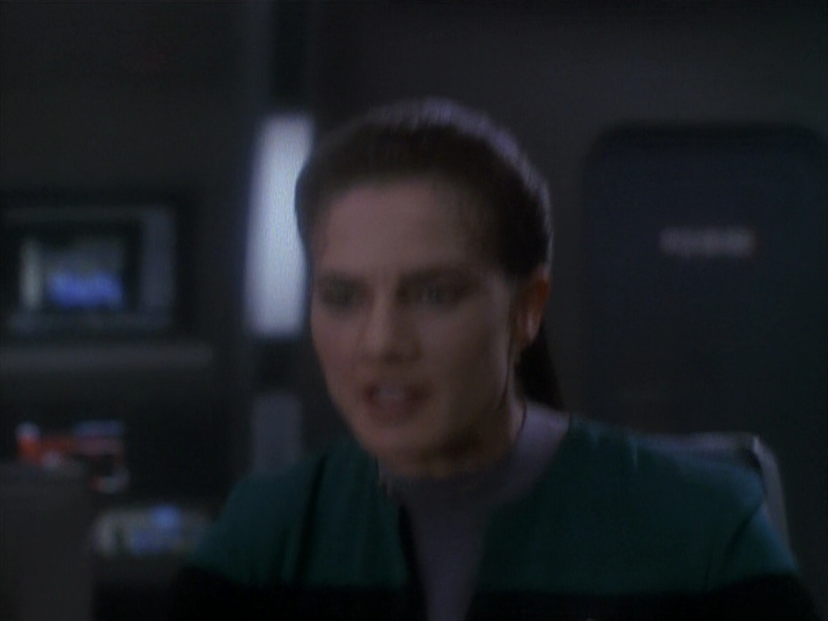extant_StarTrek_DS9_3x21-TheDieIsCast_03467.jpg