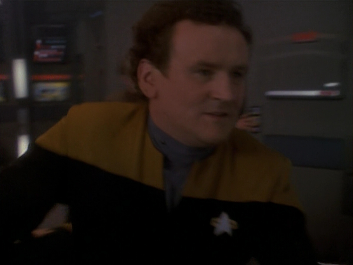 extant_StarTrek_DS9_3x21-TheDieIsCast_03499.jpg