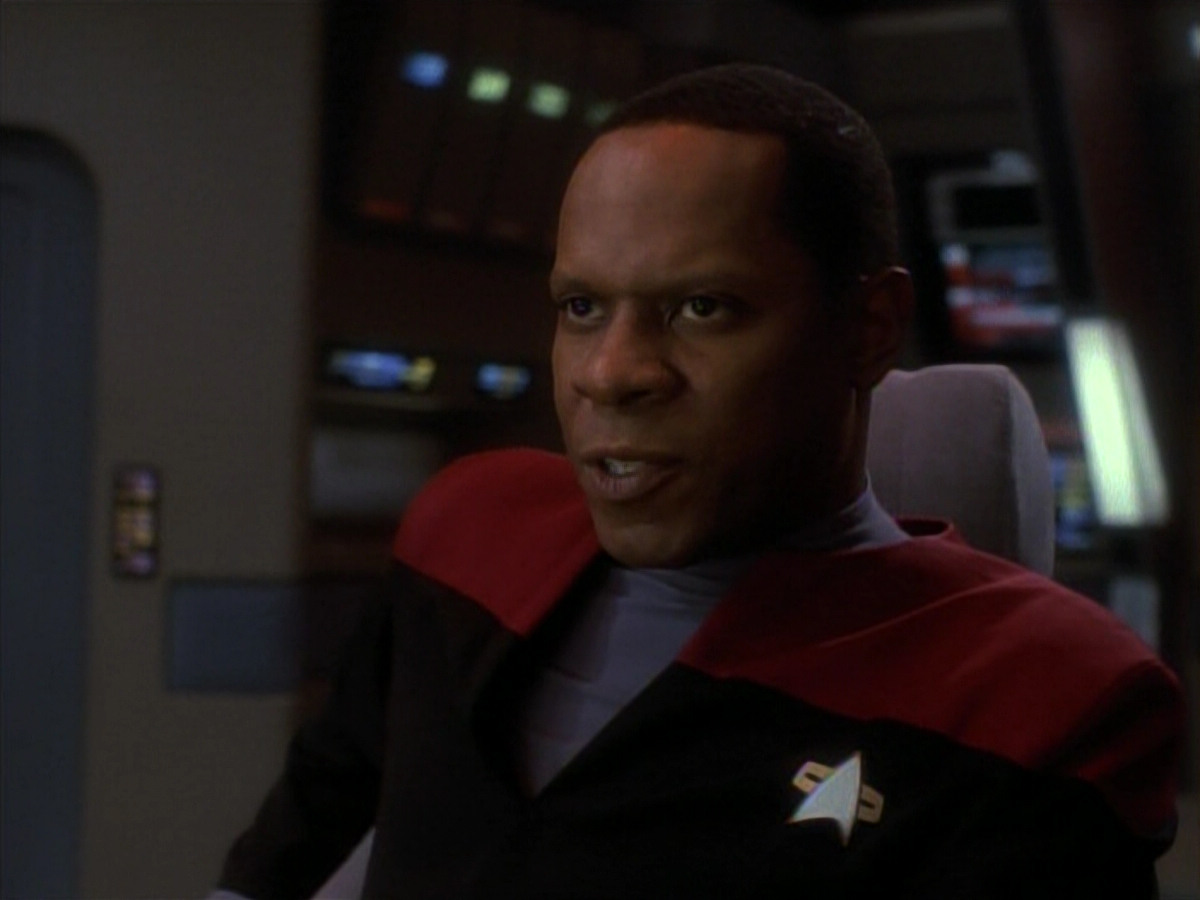 extant_StarTrek_DS9_3x21-TheDieIsCast_03518.jpg