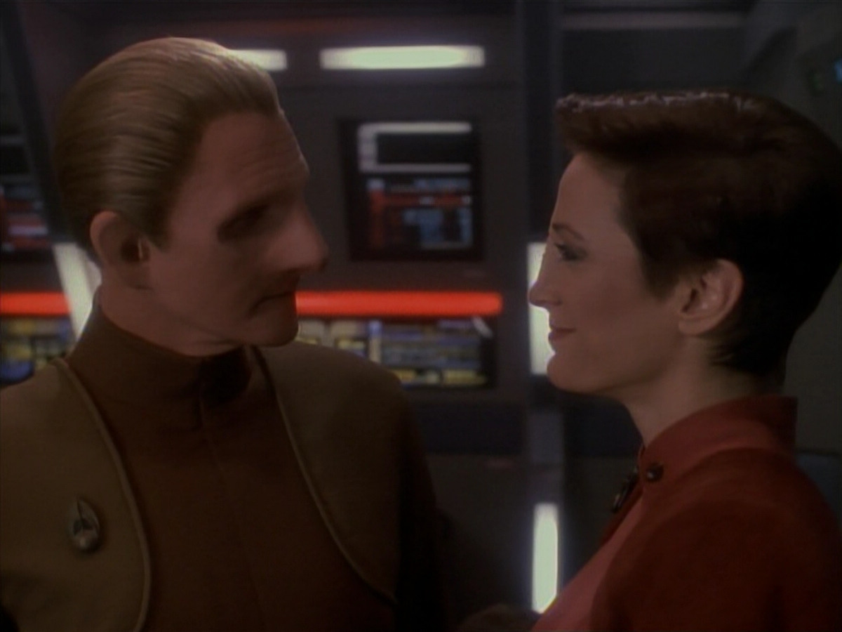extant_StarTrek_DS9_3x21-TheDieIsCast_03544.jpg
