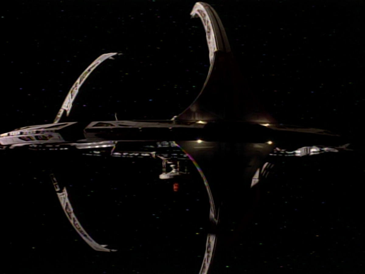 extant_StarTrek_DS9_3x21-TheDieIsCast_03554.jpg