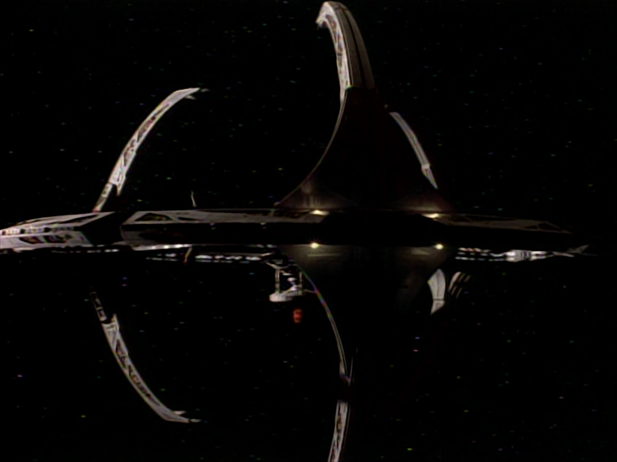 extant_StarTrek_DS9_3x21-TheDieIsCast_03555.jpg