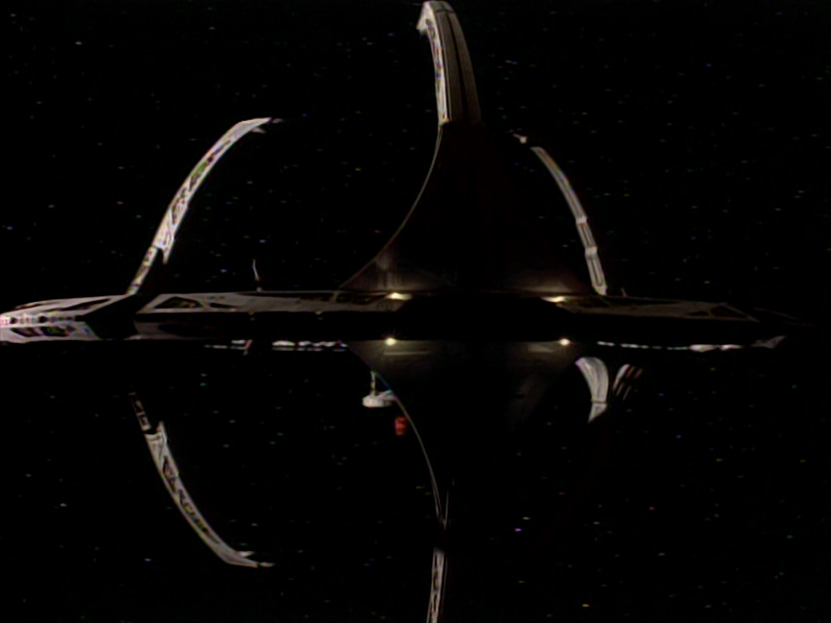 extant_StarTrek_DS9_3x21-TheDieIsCast_03556.jpg