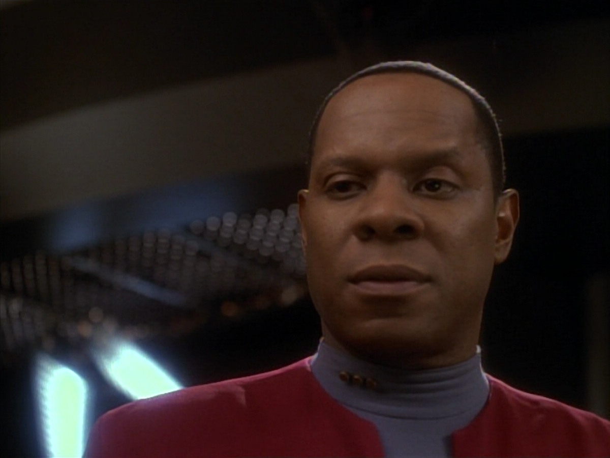 extant_StarTrek_DS9_3x21-TheDieIsCast_03572.jpg