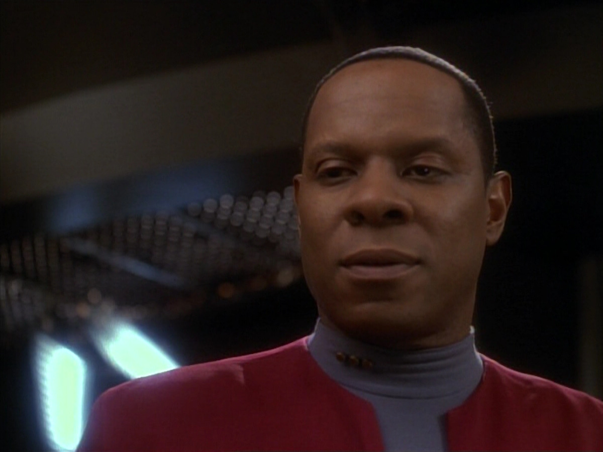 extant_StarTrek_DS9_3x21-TheDieIsCast_03580.jpg
