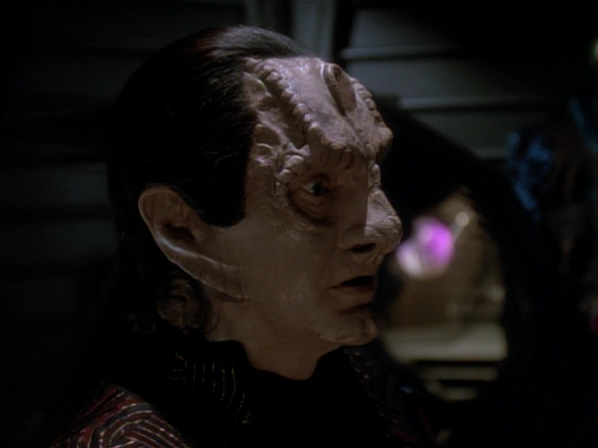 extant_StarTrek_DS9_3x21-TheDieIsCast_03758.jpg